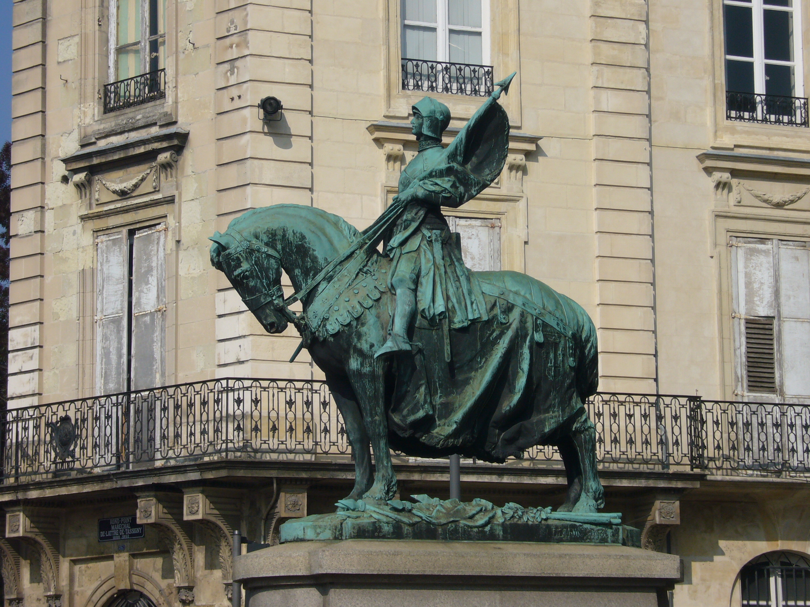 Imagini pentru Bordeaux  Jeanne d Arc